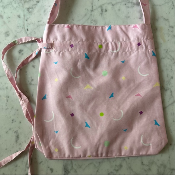 NWT Olivia Rubin Andy bag pink drawstring pouch bag Miami shapes - Picture 4 of 6